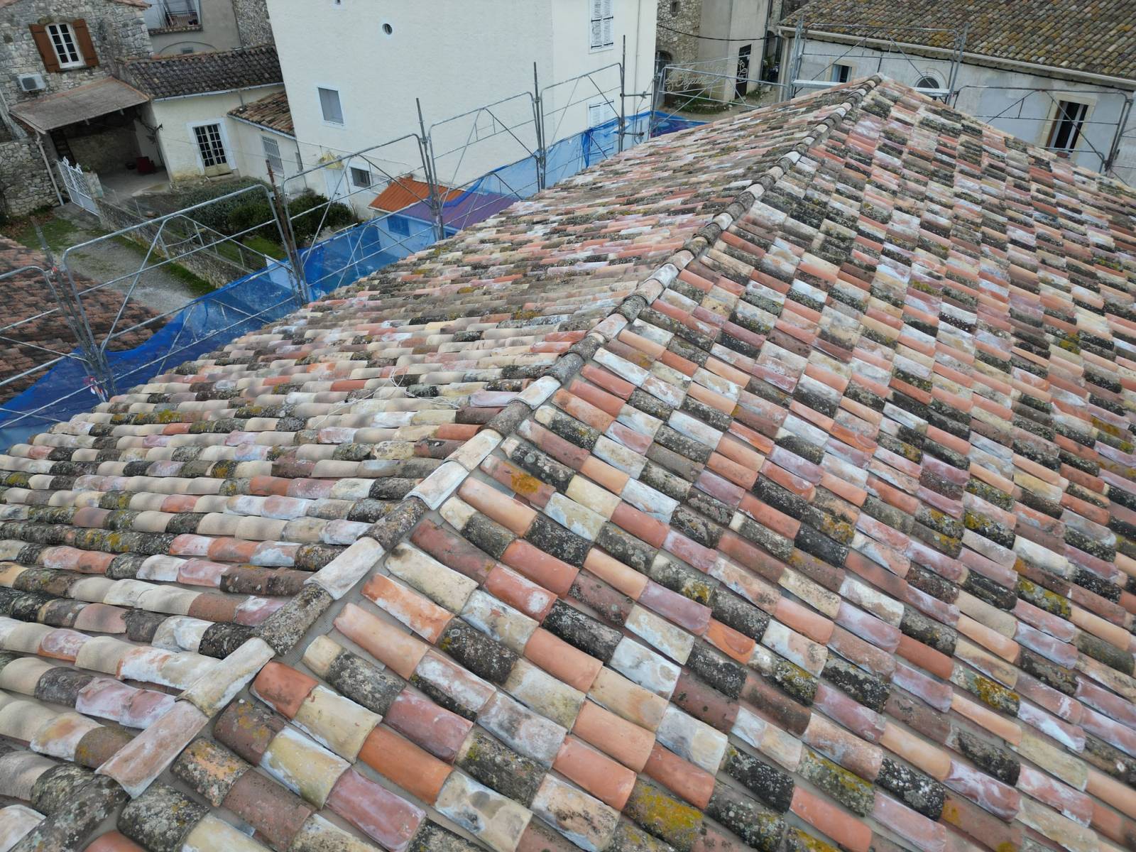 Couvreur zingueur autour de moi à Anduze 30140 dans le Gard