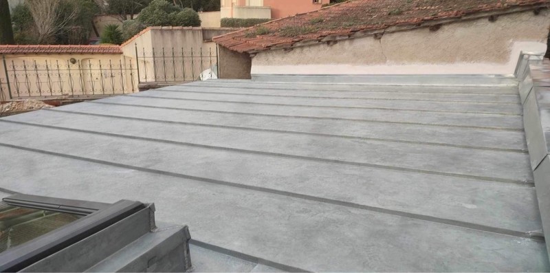 Toiture en Zinc à Nîmes 