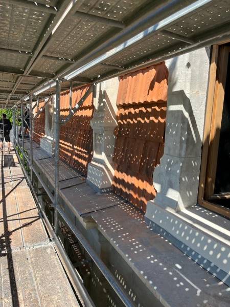 Couvreur Entablement en zinc à Nîmes