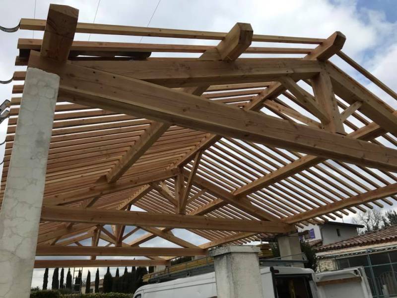 Abris camoing car à Nîmes