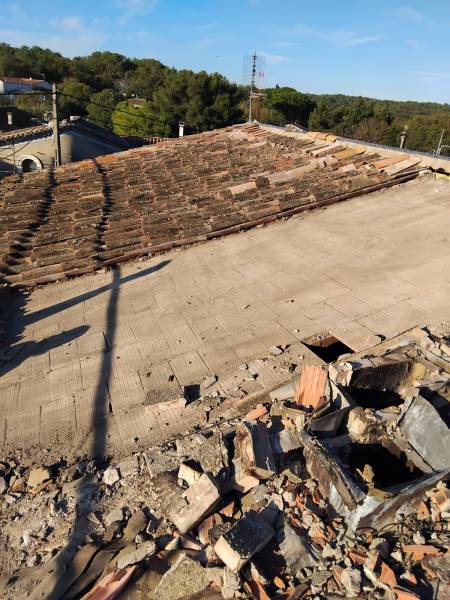 Rénovation d'une toiture pour une copropriété à Saint Mamert du Gard