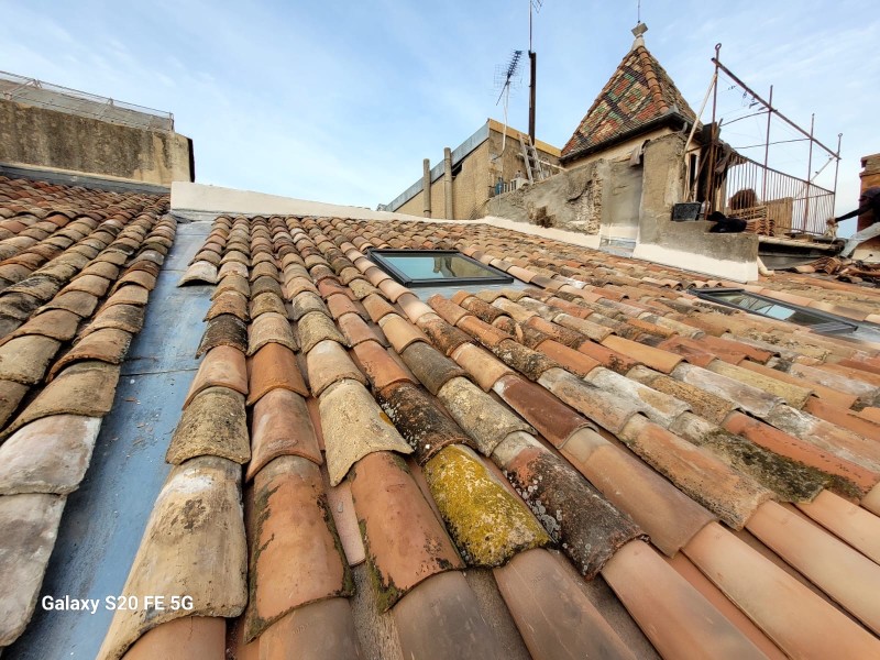 Rénovation de toiture centre ville de Nîmes