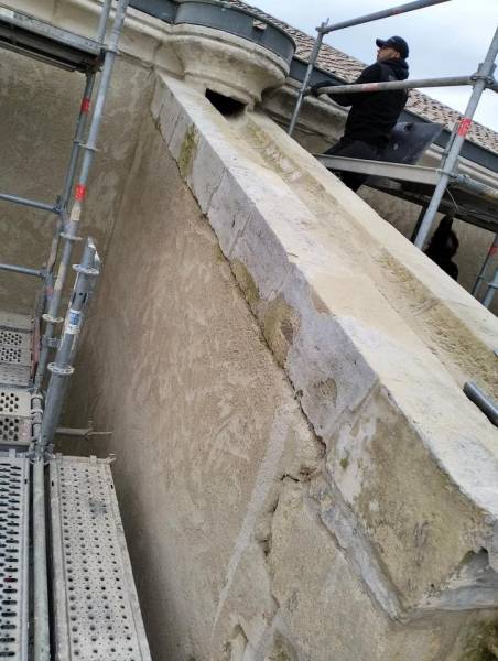 Réfection Zinguerie église classée monument historique dans le Gard près de Nîmes