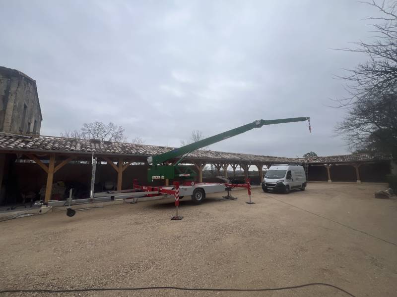 Charpentier dans le Gard