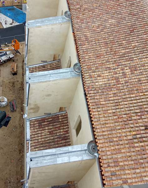 Toiture monument historique Gard