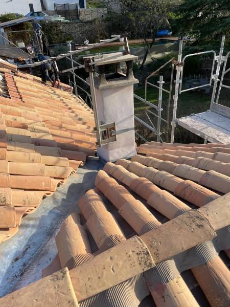 Etanchéité cheminée à Nîmes